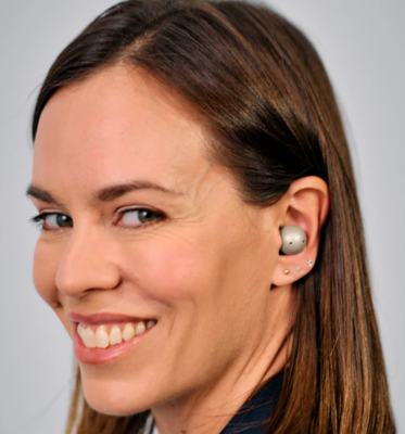 Product model LIZN Hearpieces in Use